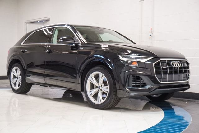 2022 Audi Q8 Premium Plus 55 TFSI quattro - 23039196 - 4