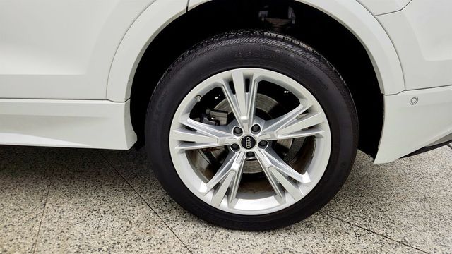 2022 Audi Q8 Premium Plus 55 TFSI quattro - 22983256 - 8