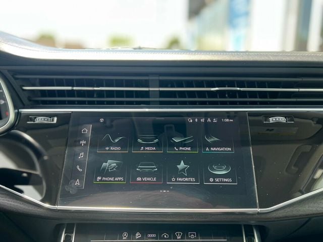 2022 Audi Q8 Prestige 55 TFSI quattro - 23031994 - 24