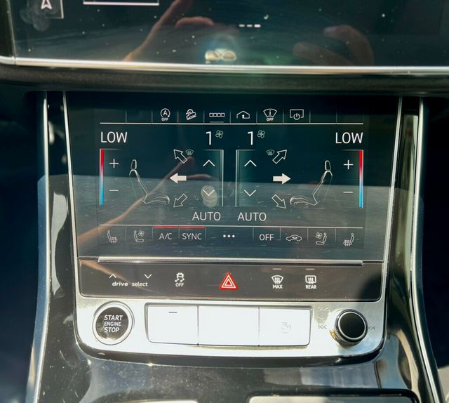 2022 Audi Q8 Prestige 55 TFSI quattro - 23031994 - 26