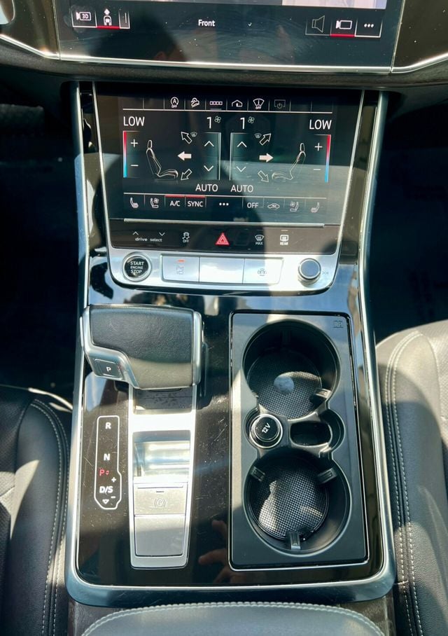 2022 Audi Q8 Prestige 55 TFSI quattro - 23031994 - 27