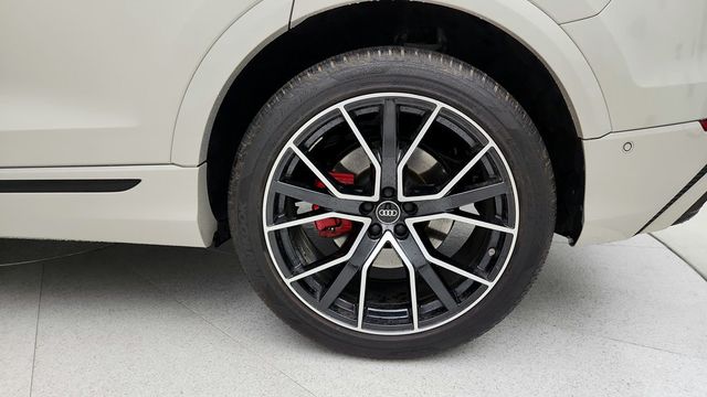 2022 Audi Q8 Prestige 55 TFSI quattro - 22945313 - 8