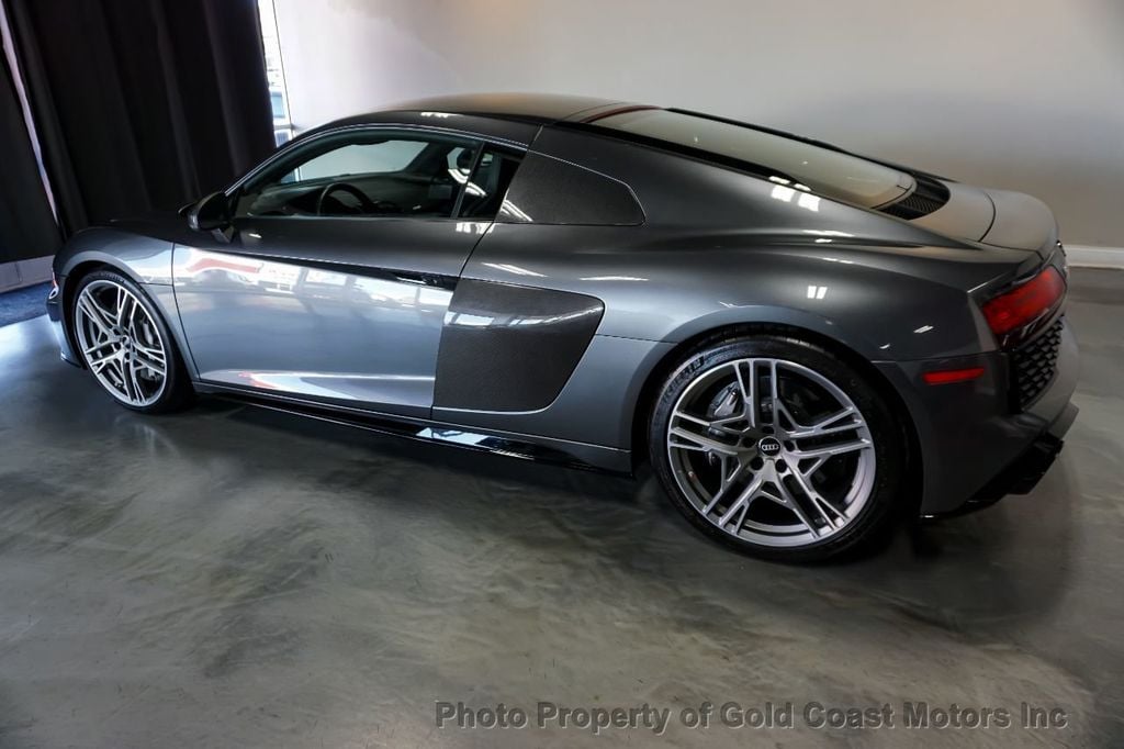 2022 Audi R8 Coupe *Dynamic Package* *Racing Shell Seats* *Carbon Fiber* *LOADED* - 22292752 - 5