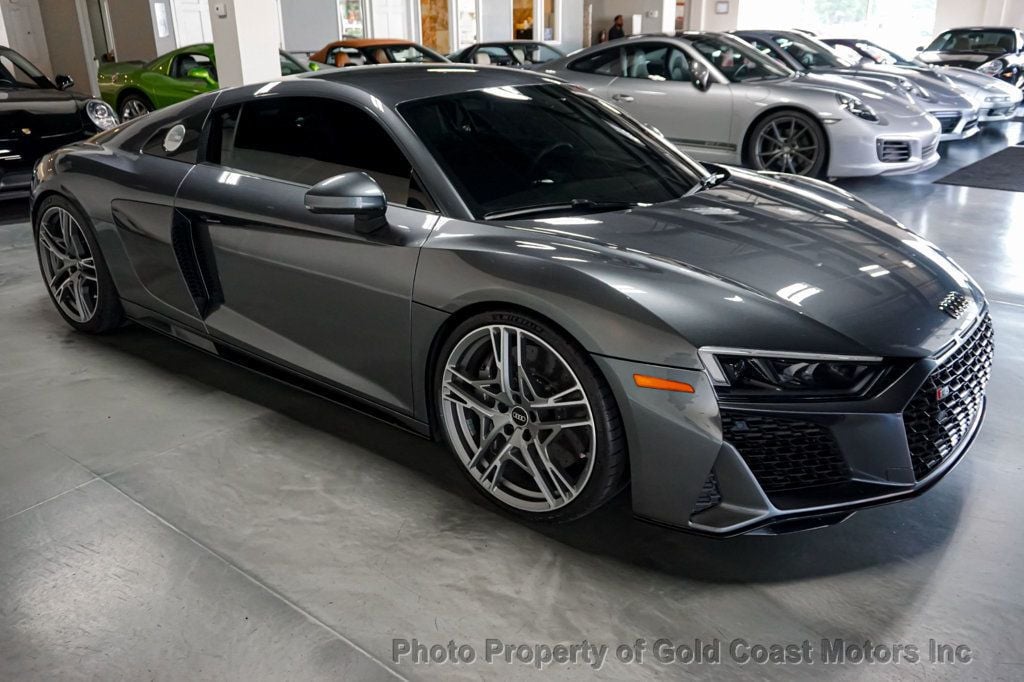 2022 Audi R8 Coupe *Dynamic Package* *Racing Shell Seats* *Carbon Fiber* *LOADED* - 22565595 - 3