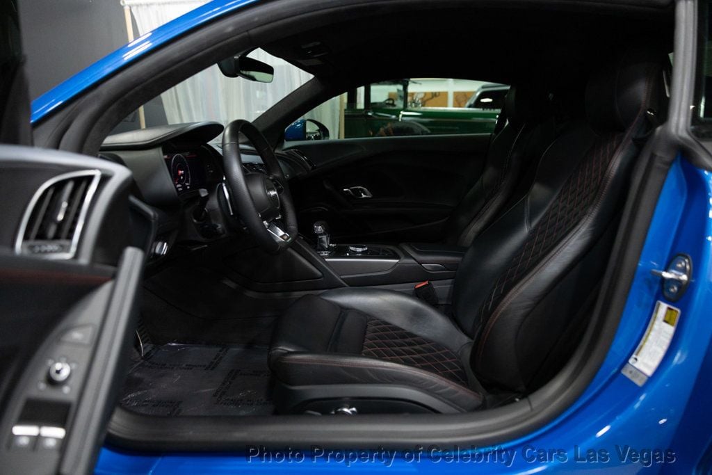 2022 Audi R8 Coupe V10 Performance RWD photo 18