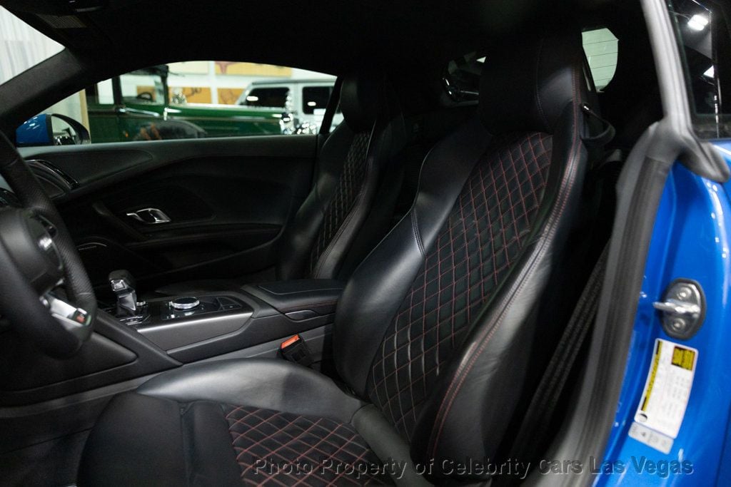2022 Audi R8 Coupe V10 Performance RWD photo 19