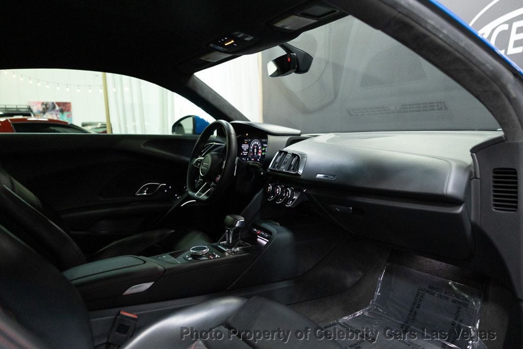 2022 Audi R8 Coupe V10 Performance RWD photo 23