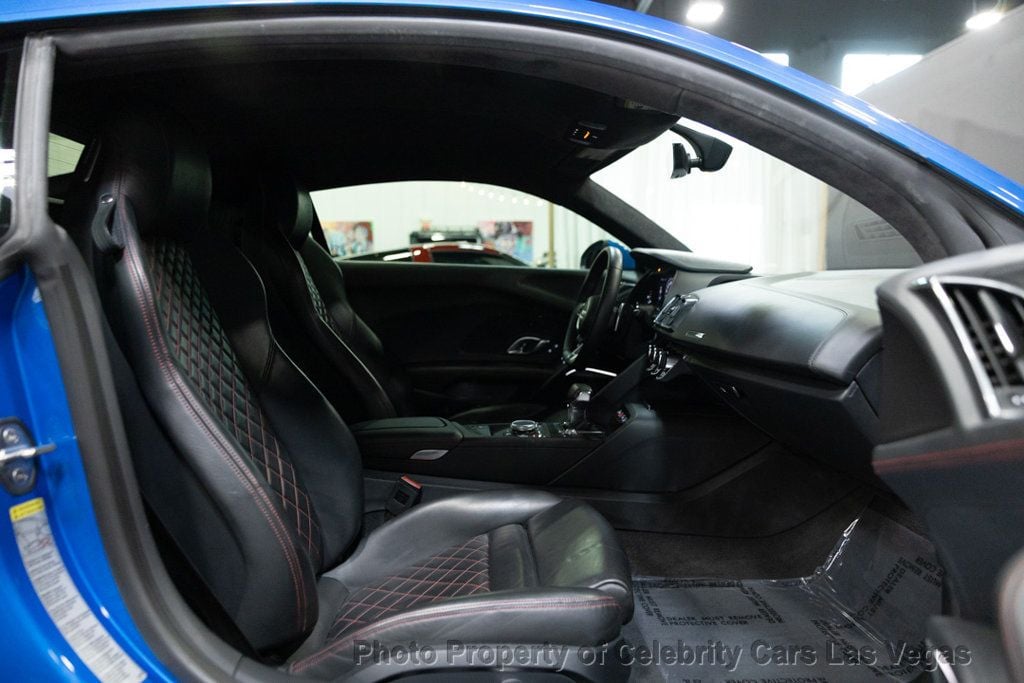 2022 Audi R8 Coupe V10 Performance RWD photo 24