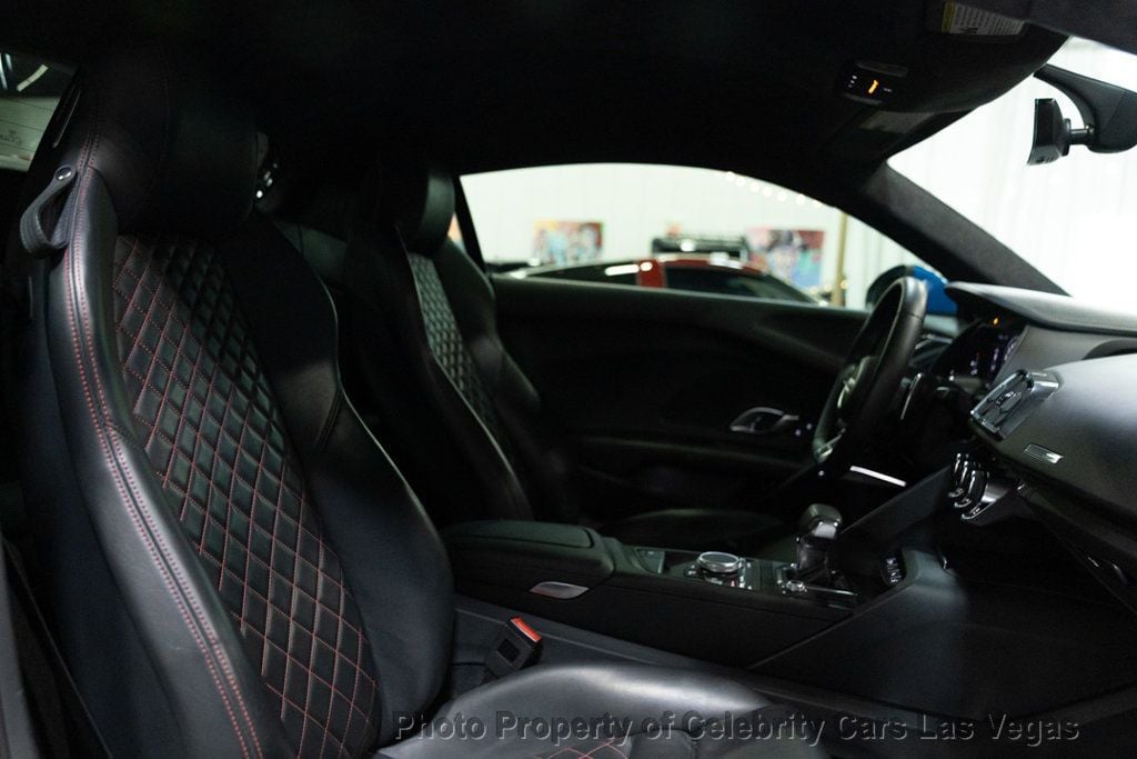 2022 Audi R8 Coupe V10 Performance RWD photo 25