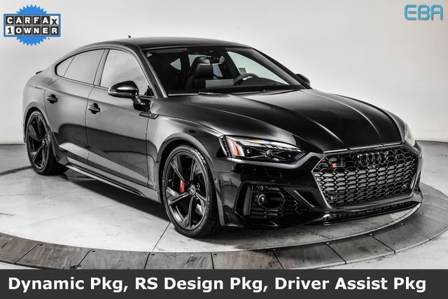 Audi: nouvelle collection de vêtements siglés RS