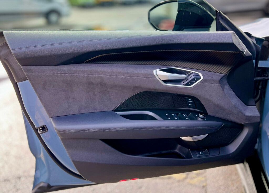 2022 Audi RS e-tron GT quattro - 22948405 - 14