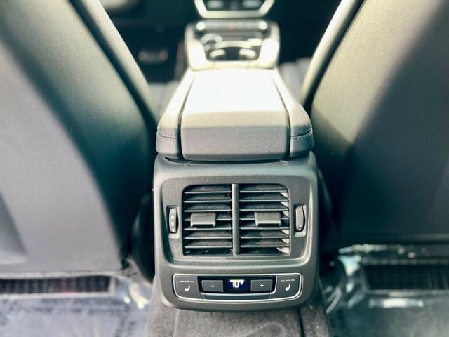 2022 Audi RS e-tron GT quattro - 22948405 - 19