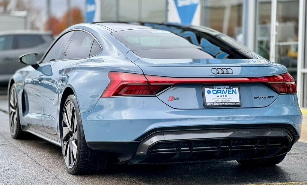2022 Audi RS e-tron GT quattro - 22948405 - 2