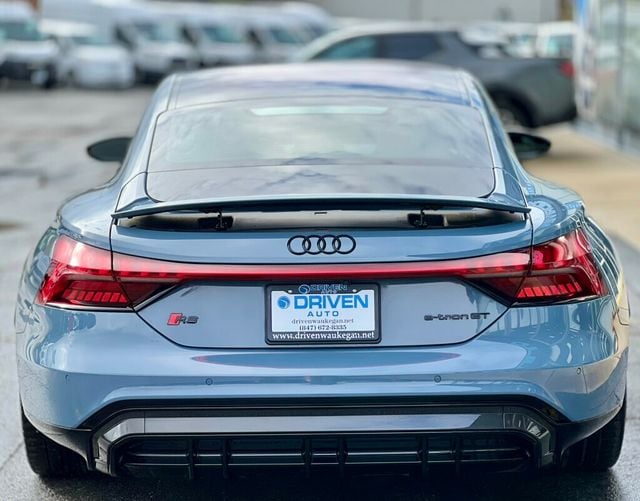 2022 Audi RS e-tron GT quattro - 22948405 - 45
