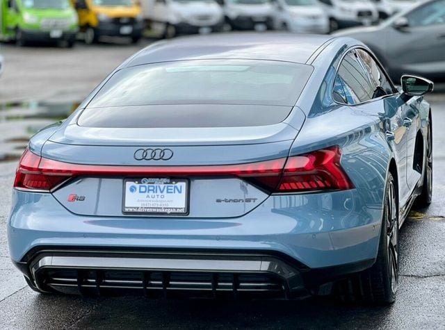 2022 Audi RS e-tron GT quattro - 22948405 - 46