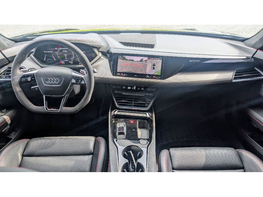 2022 Audi RS e-tron GT Base photo 28