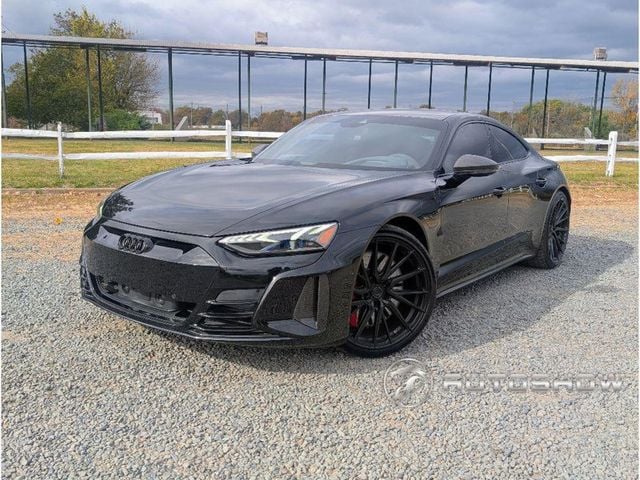 2022 Audi RS e-tron GT quattro - 22933343 - 0