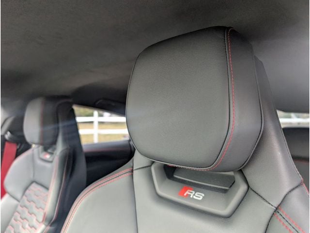 2022 Audi RS e-tron GT quattro - 22933343 - 15