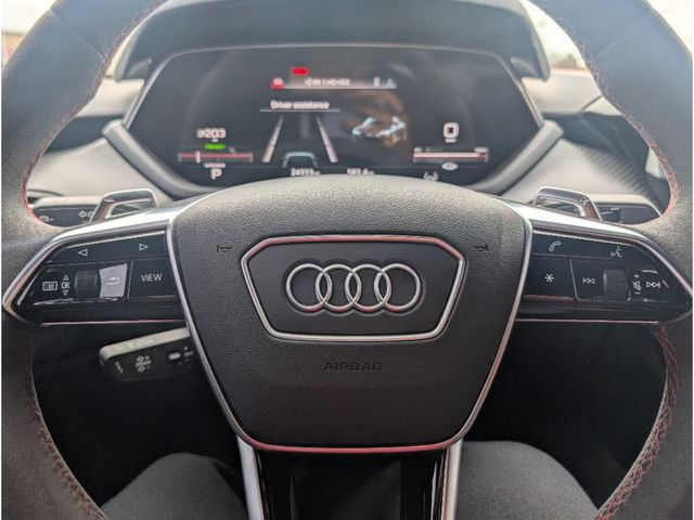 2022 Audi RS e-tron GT quattro - 22933343 - 18