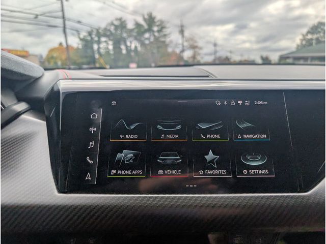 2022 Audi RS e-tron GT quattro - 22933343 - 22