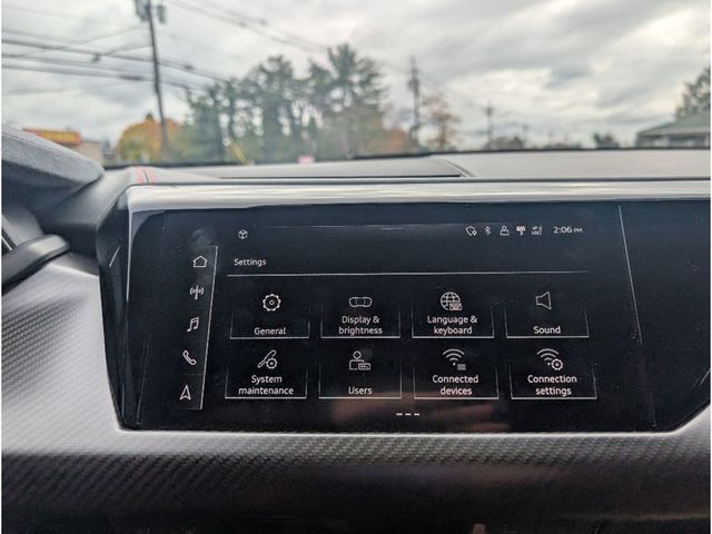 2022 Audi RS e-tron GT quattro - 22933343 - 25