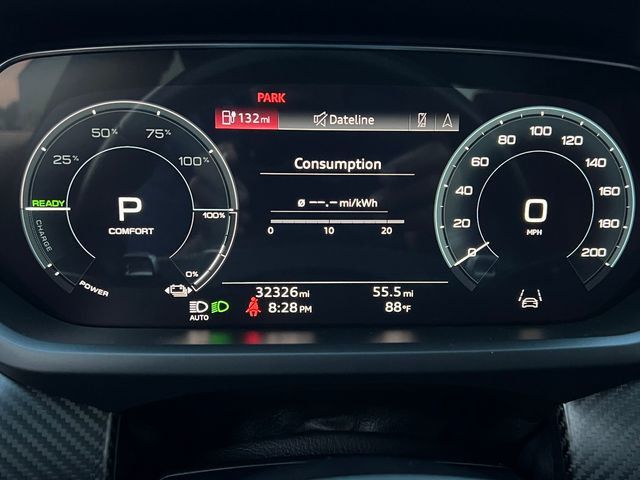 2022 Audi RS e-tron GT quattro - 23054602 - 27