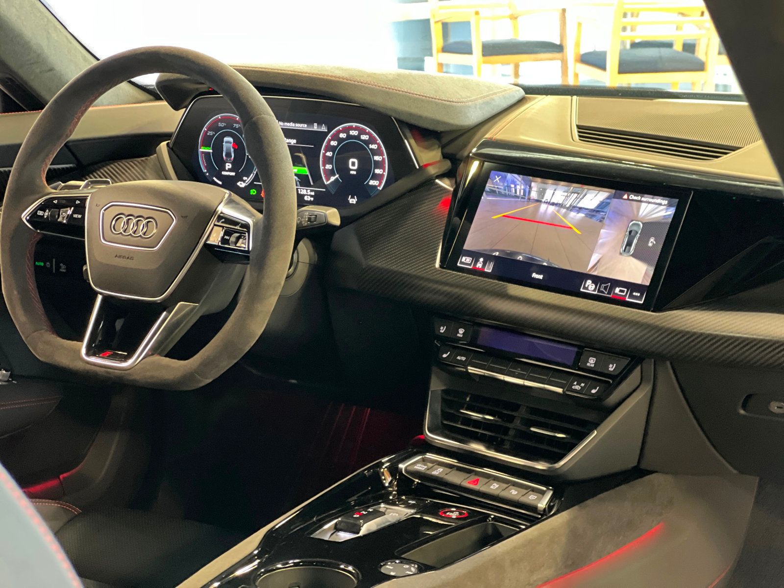 2022 Audi RS e-tron GT Base photo 15