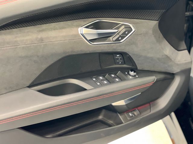 2022 Audi RS e-tron GT quattro - 22834239 - 16