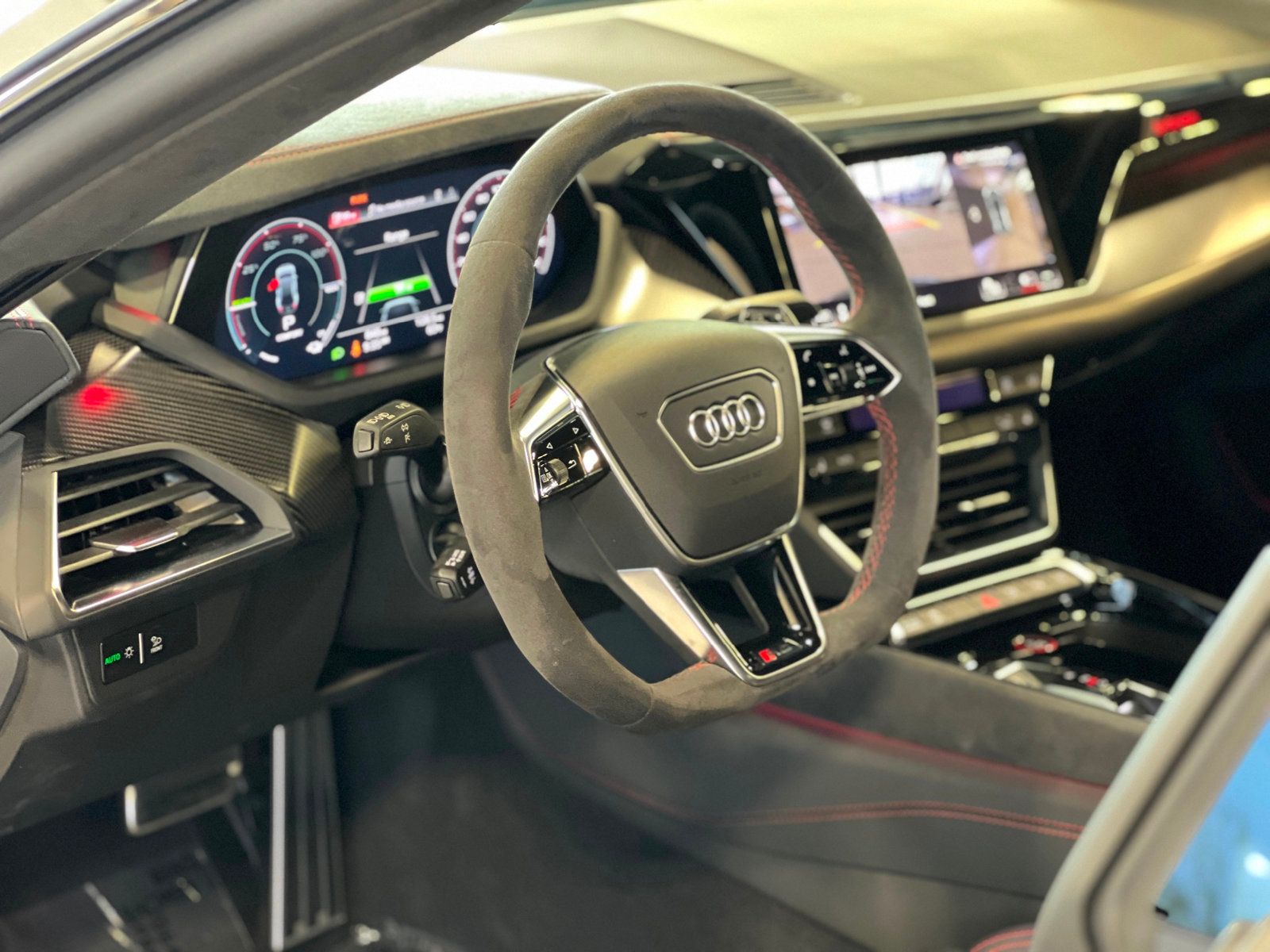2022 Audi RS e-tron GT Base photo 20