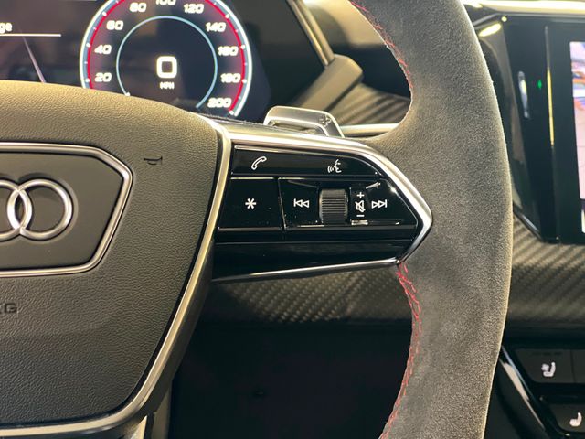 2022 Audi RS e-tron GT quattro - 22834239 - 22