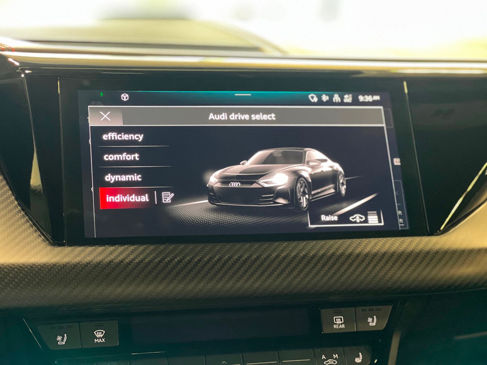 2022 Audi RS e-tron GT Base photo 26