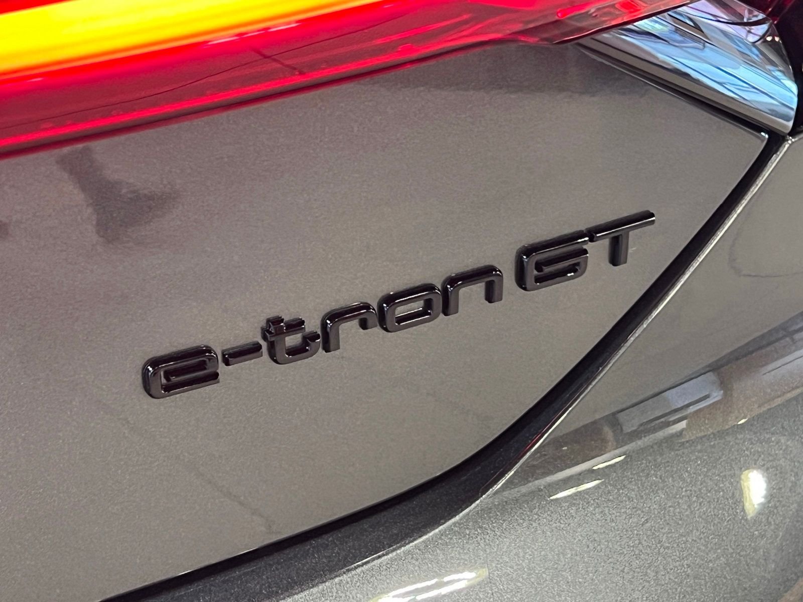 2022 Audi RS e-tron GT Base photo 34