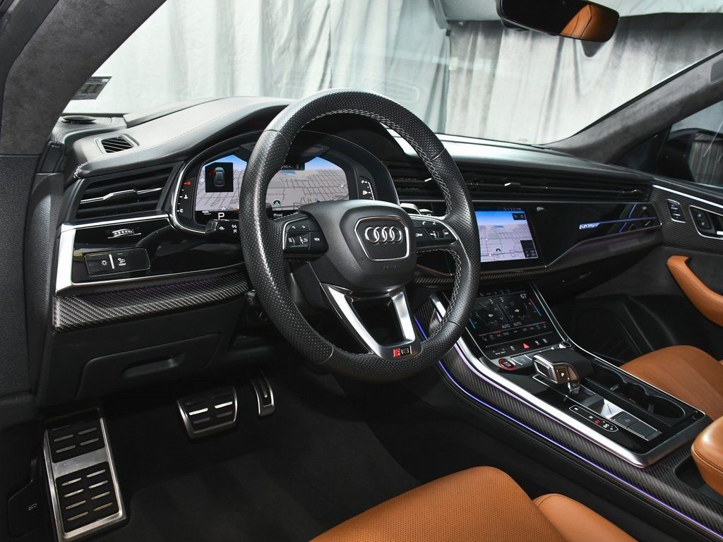 2022 Audi RS Q8 photo 24