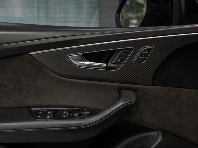 2022 Audi RS Q8 4.0 TFSI quattro - 22936972 - 32