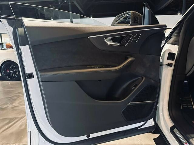 2022 Audi RS Q8 BlackOpticsPkg/CarbonOpticsPkg/Bang&Olufsen/Htd&CldSeats - 23057908 - 9