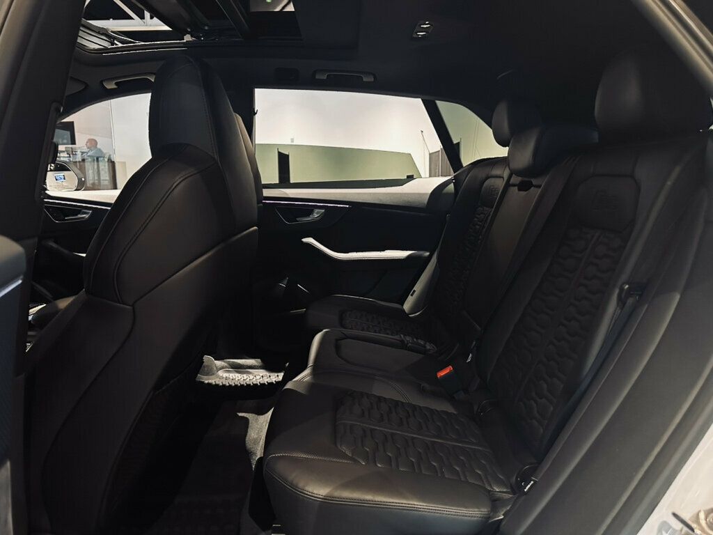 2022 Audi RS Q8 BlackOpticsPkg/CarbonOpticsPkg/Bang&Olufsen/Htd&CldSeats - 23057908 - 19