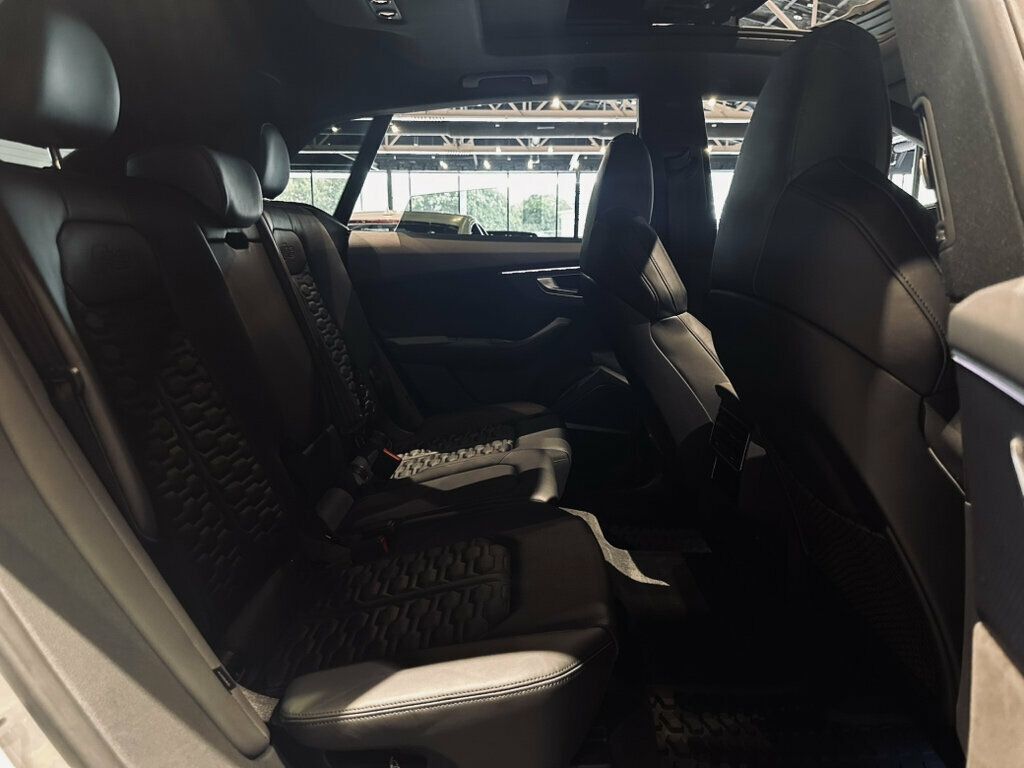 2022 Audi RS Q8 BlackOpticsPkg/CarbonOpticsPkg/Bang&Olufsen/Htd&CldSeats - 23057908 - 23