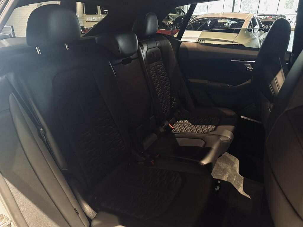 2022 Audi RS Q8 BlackOpticsPkg/CarbonOpticsPkg/Bang&Olufsen/Htd&CldSeats - 23057908 - 24