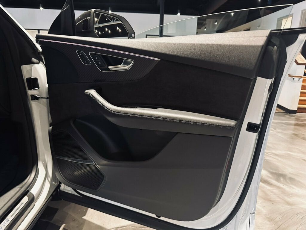 2022 Audi RS Q8 BlackOpticsPkg/CarbonOpticsPkg/Bang&Olufsen/Htd&CldSeats - 23057908 - 25