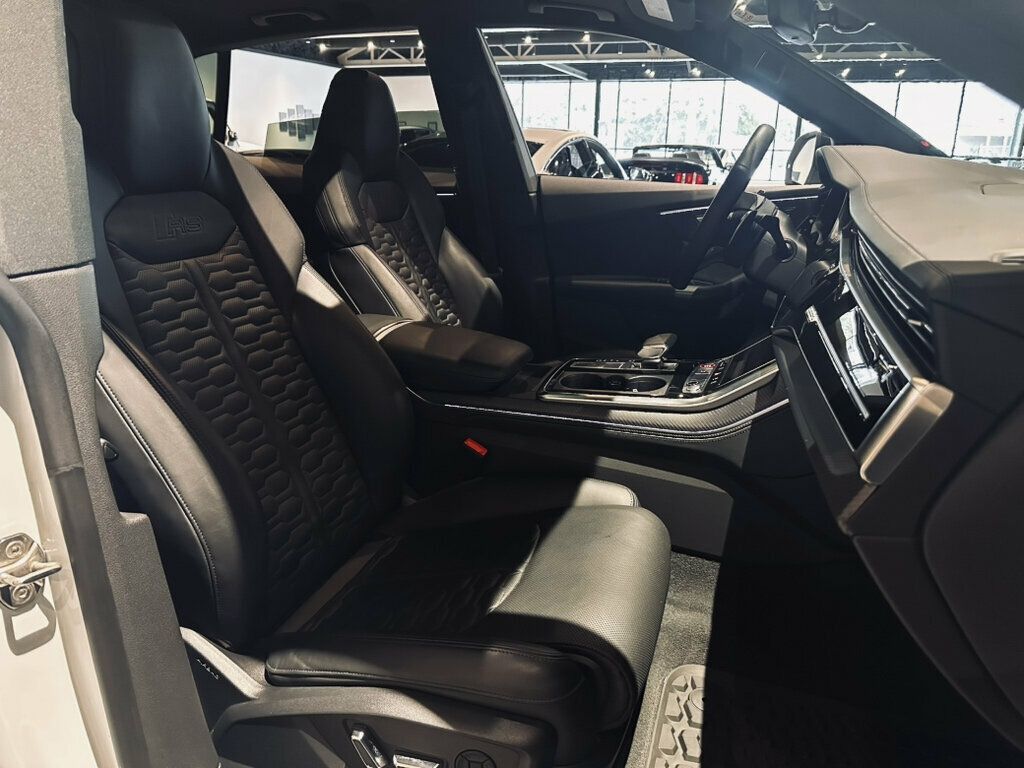 2022 Audi RS Q8 BlackOpticsPkg/CarbonOpticsPkg/Bang&Olufsen/Htd&CldSeats - 23057908 - 27