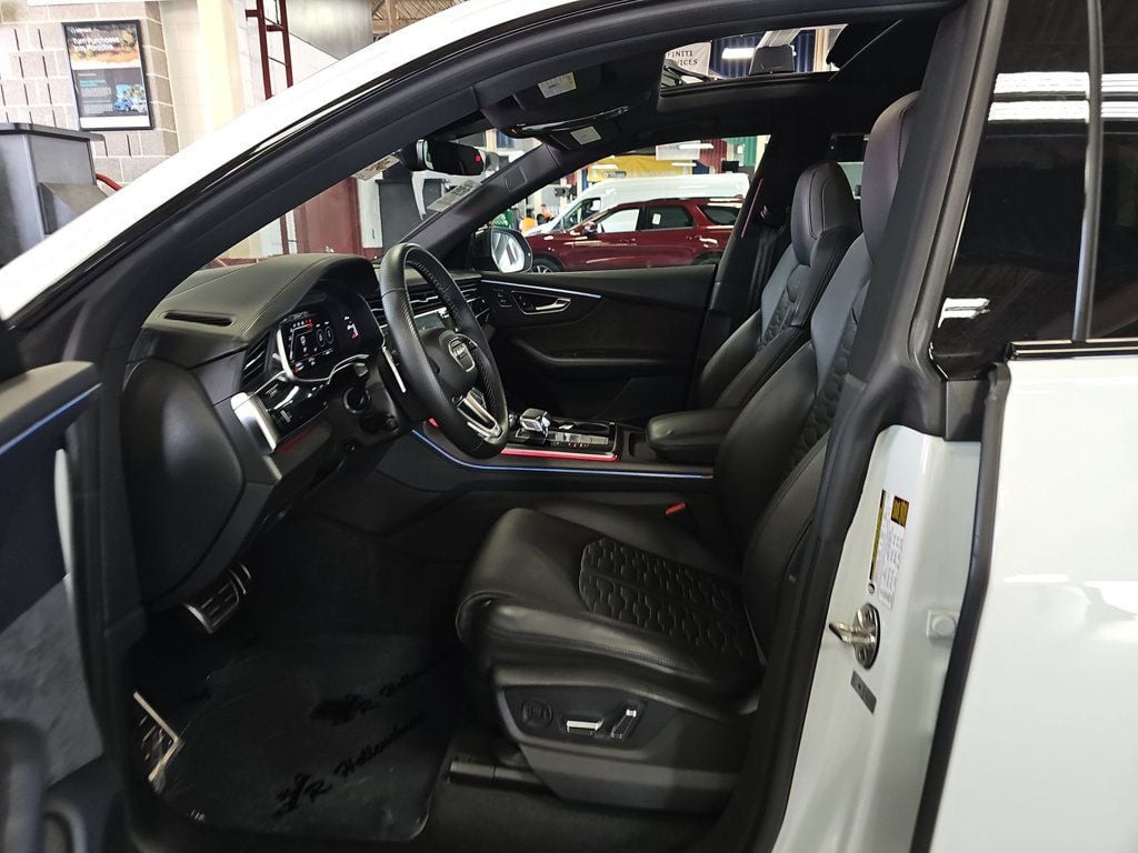 2022 Audi RS Q8 BlackOpticsPkg/CarbonOpticsPkg/Bang&Olufsen/Htd&VtdSeats/ - 23057908 - 2