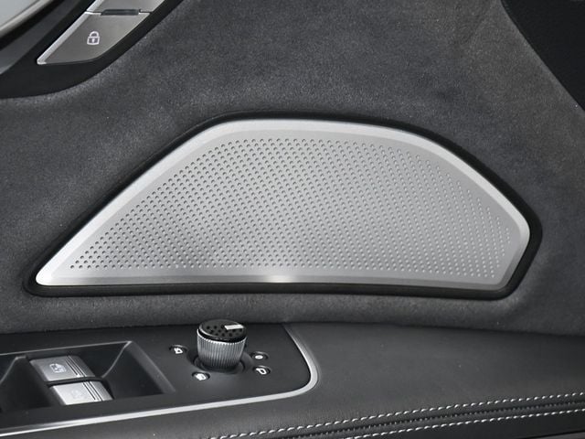 2022 Audi S8 4.0T - 22984599 - 10