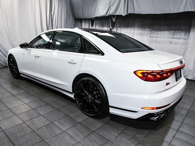 2022 Audi S8 4.0T - 22984599 - 3