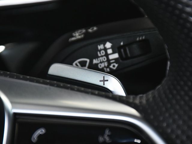 2022 Audi S8 4.0T - 22984599 - 51