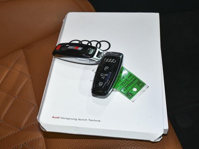 2022 Audi S8 4.0T - 22984599 - 80