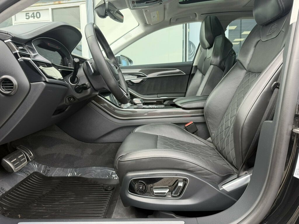 2022 Audi S8 4.0 TFSI - 23074820 - 12