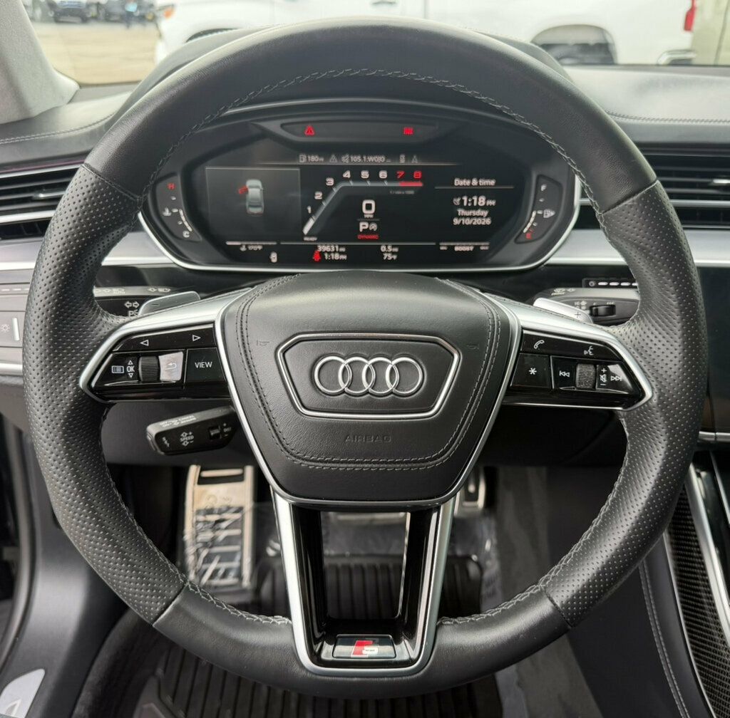 2022 Audi S8 4.0 TFSI - 23074820 - 16