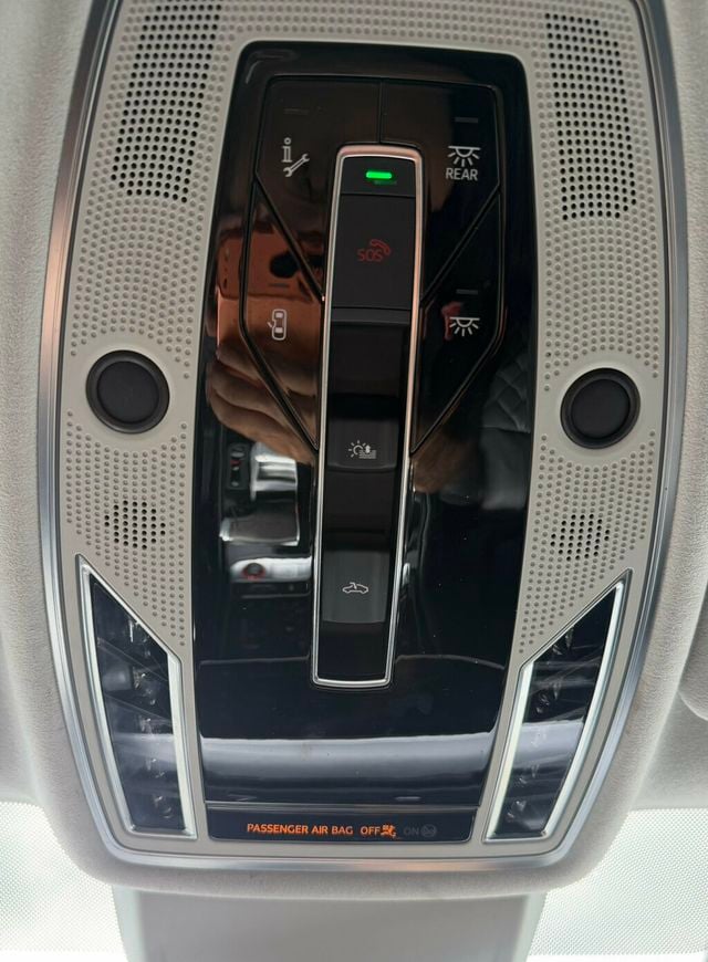 2022 Audi S8 4.0 TFSI - 23074820 - 27