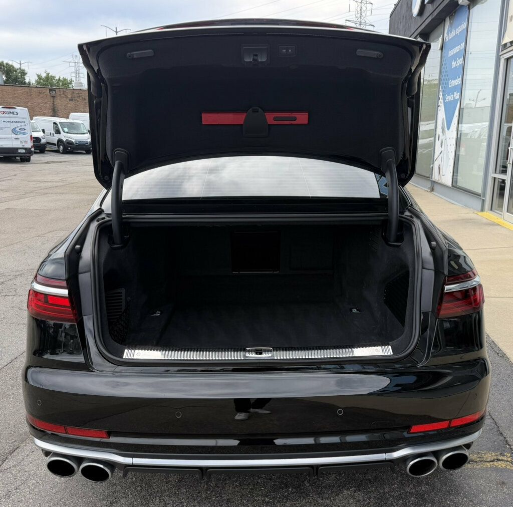 2022 Audi S8 4.0 TFSI - 23074820 - 30