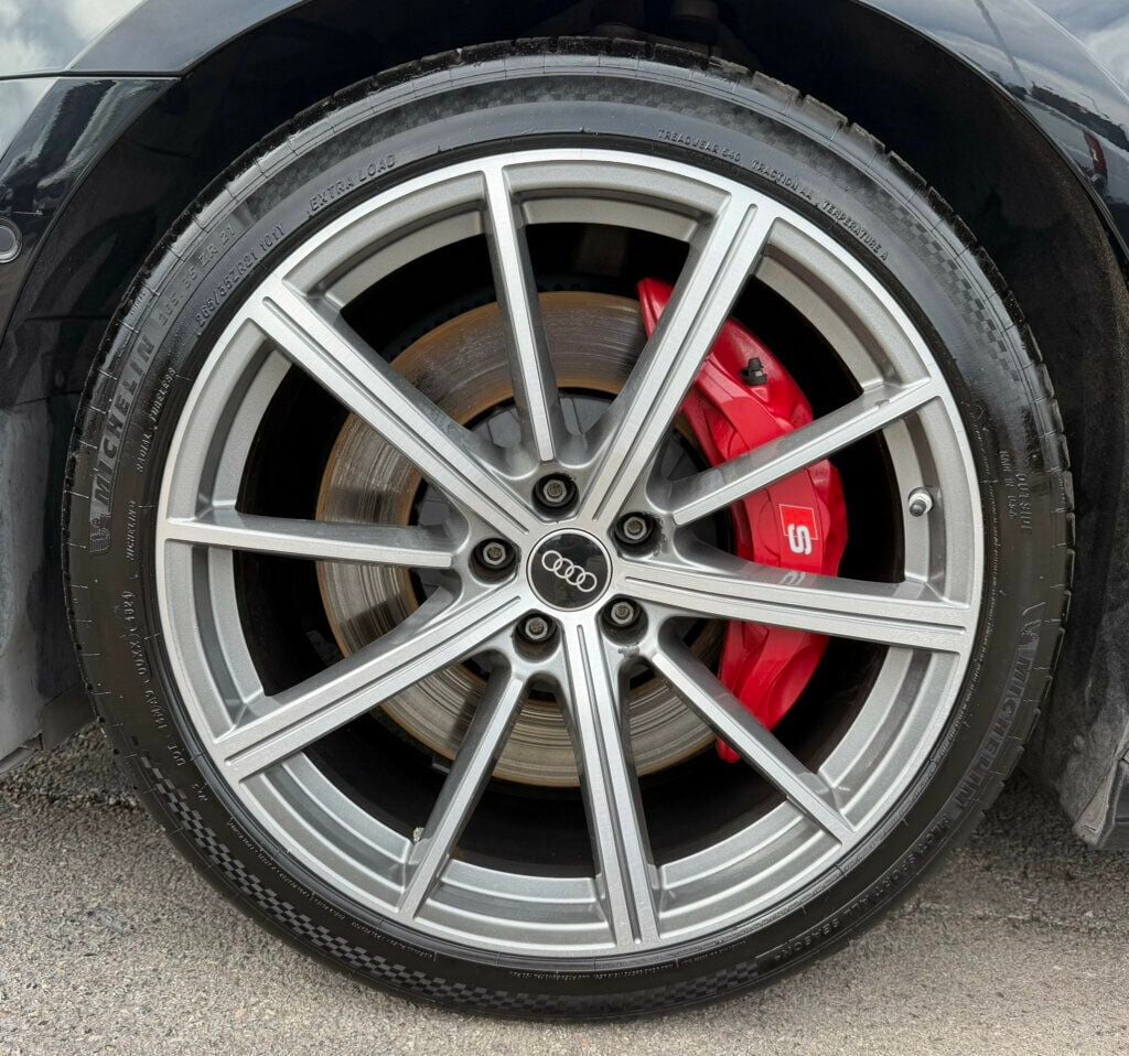 2022 Audi S8 4.0 TFSI - 23074820 - 33